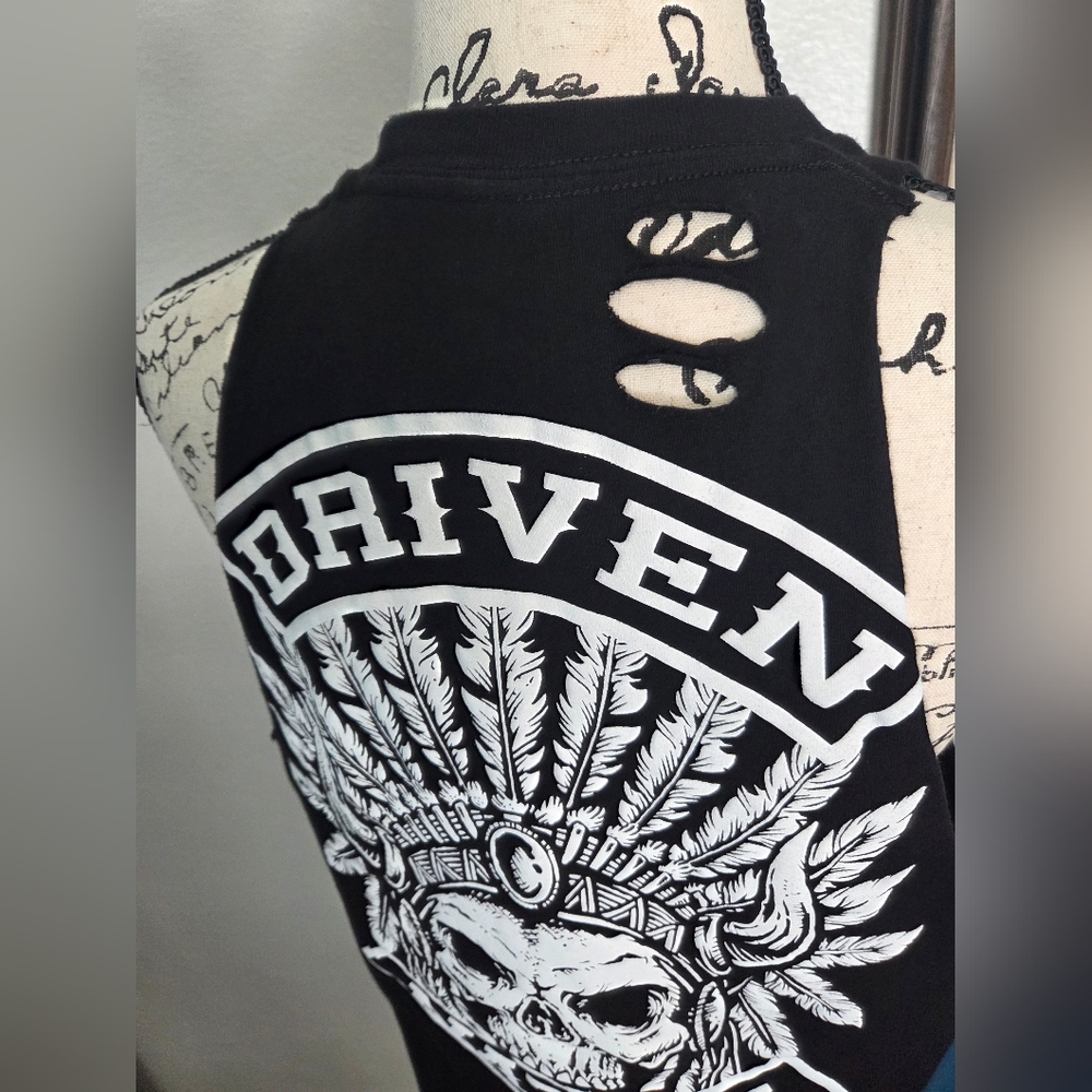 The Drive Clothing Unisex Tank - Picture 5 of 8